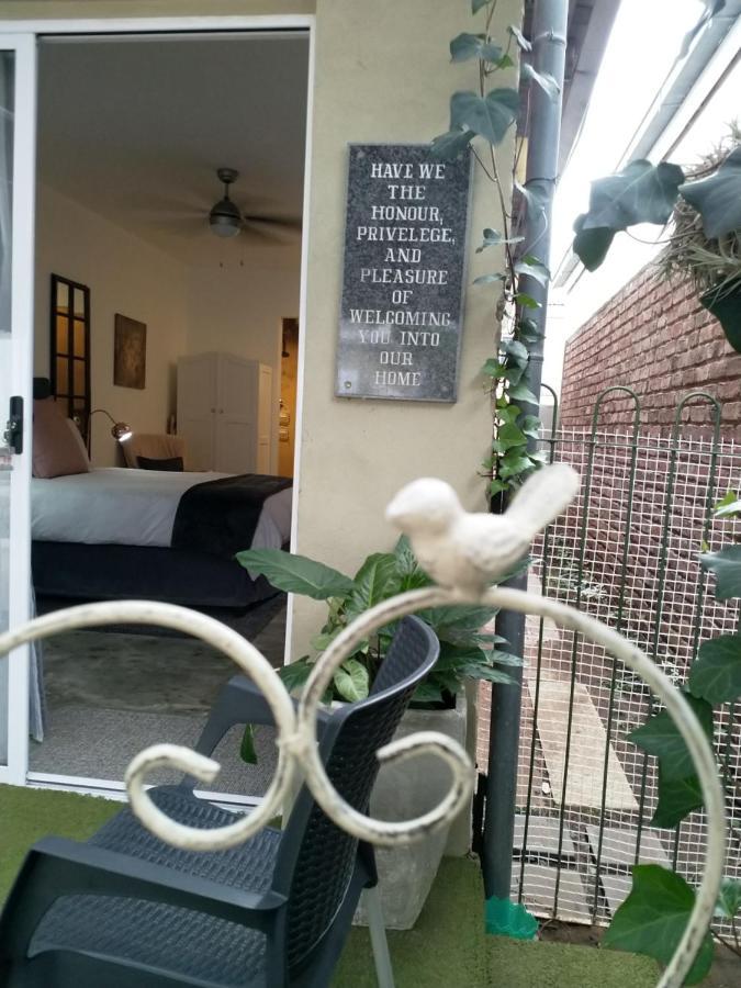 The Oak Treehouse Bnb Queenstown Ngoại thất bức ảnh